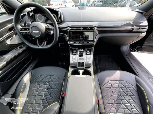 Used 2026 Aston Martin Vanquish image 13