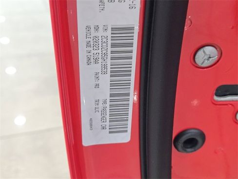 Used 2016 Dodge Challenger SRT Hellcat image 16