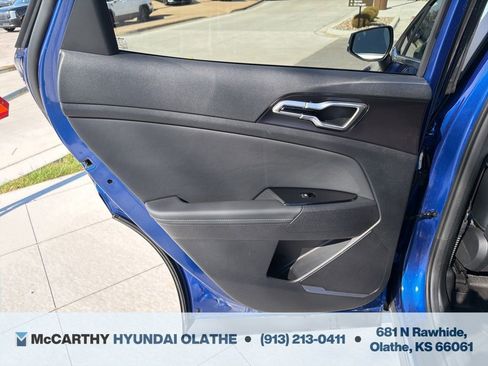 Used 2025 Kia Sportage EX w/ Premium Package FWD image 25