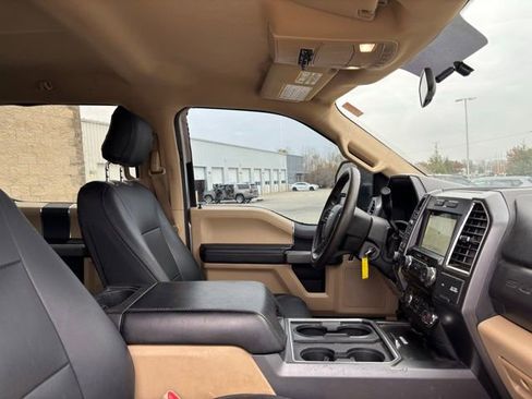 Used 2017 Ford F250 XLT w/ XLT Value Package image 22