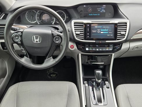 Used 2016 Honda Accord EX-L image 24