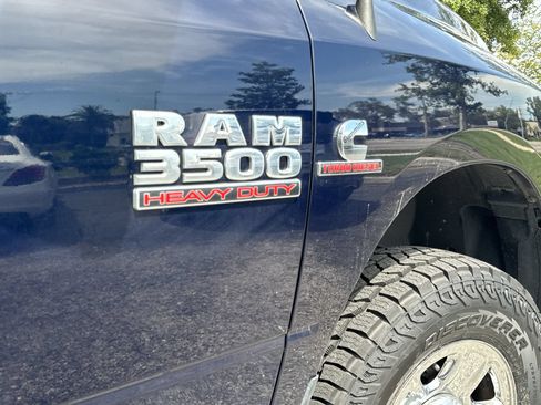Used 2016 RAM 3500 Tradesman w/ Chrome Appearance Group AWD/4WD image 14