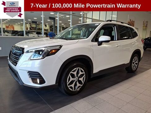 Certified 2023 Subaru Forester Premium AWD/4WD image 3