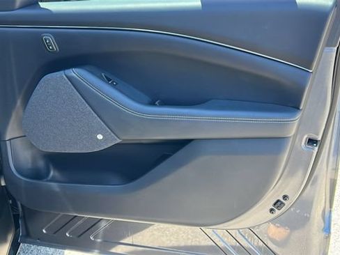 Certified 2021 Ford Mustang Mach-E Premium AWD/4WD image 10