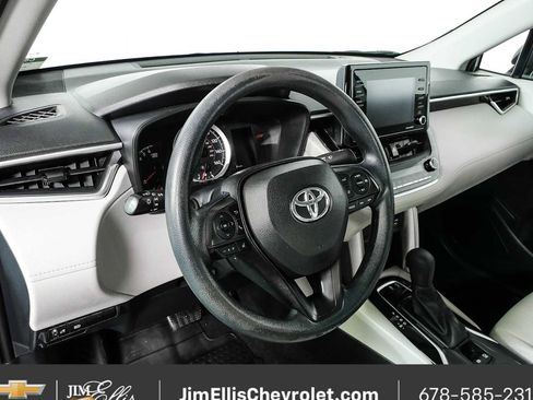 Used 2022 Toyota Corolla Cross L FWD image 4