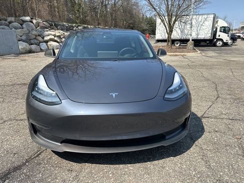 Used 2020 Tesla Model 3 Performance image 8