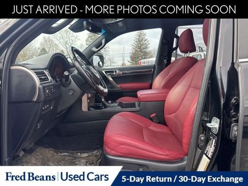 Used 2020 Lexus GX 460 Premium image 11