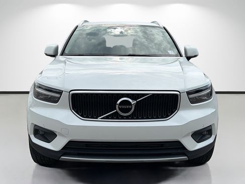 Used 2021 Volvo XC40 T5 Momentum w/ Premium Package AWD/4WD image 8