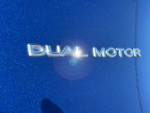 Used 2025 Tesla Model Y Long Range image 19