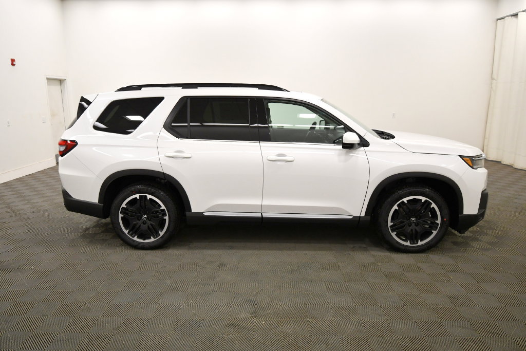 New 2026 Honda Pilot image 8