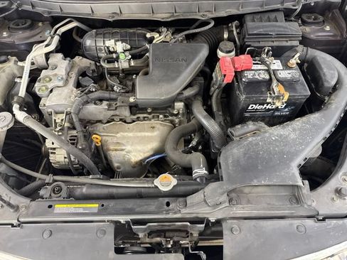 Used 2015 Nissan Rogue S FWD image 9