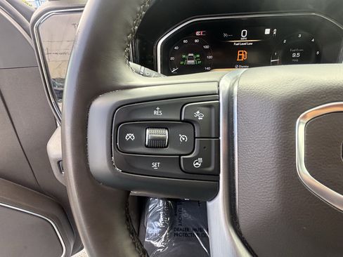 Used 2026 GMC Sierra 1500 SLT RWD image 25