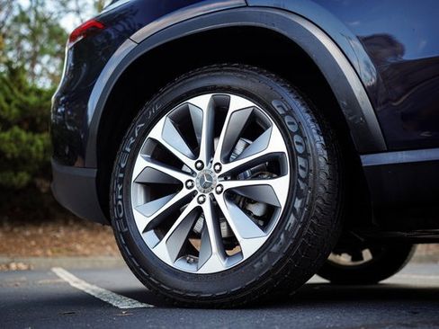 Used 2020 Mercedes-Benz GLE 350 GLE 350 w/ Premium Package image 18