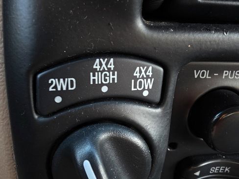 Used 1997 MAZDA B-Series Pickup B4000 4wd Se Manual, 5-spd V6, image 11