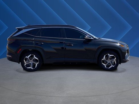 Used 2024 Hyundai Tucson Limited AWD/4WD image 2