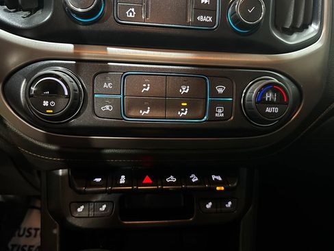 Used 2022 GMC Canyon AT4 AWD/4WD image 34