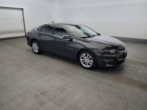 Used 2018 Chevrolet Malibu LT FWD image 11