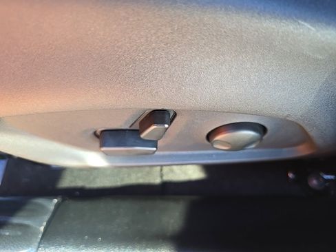 New 2026 Jeep Compass Limited image 21