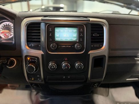 Used 2015 RAM 1500 Classic SLT image 15