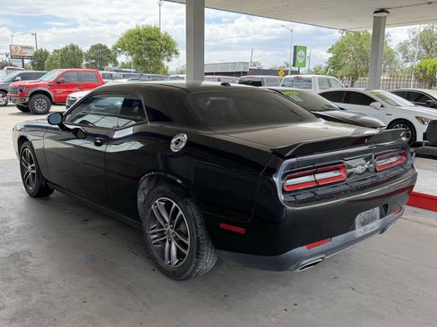 Used 2019 Dodge Challenger SXT AWD/4WD image 4