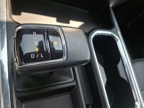 Used 2023 Chevrolet Silverado 1500 LTZ w/ LTZ Premium Package AWD/4WD image 15