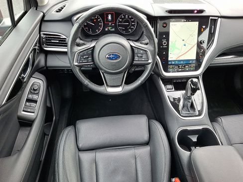 Used 2023 Subaru Outback Limited image 11
