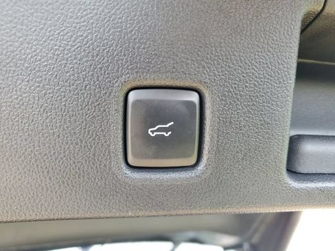 Used 2022 Ford Escape Titanium w/ Titanium Premium Package FWD image 38