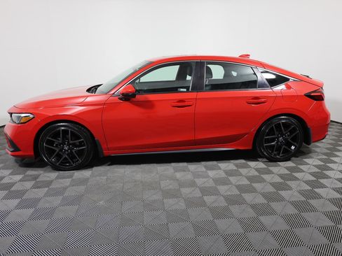 Used 2023 Honda Civic Sport Touring image 9