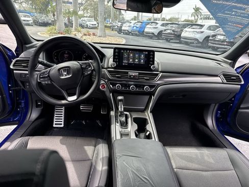 Used 2018 Honda Accord Sport image 33