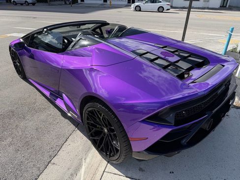 Used 2020 Lamborghini Huracan EVO image 33