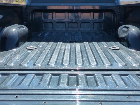 Used 2025 RAM 2500 Laramie AWD/4WD image 31