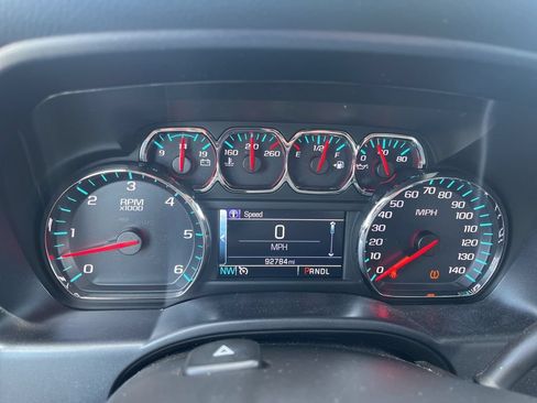 Used 2018 Chevrolet Silverado 1500 LT w/ All Star Edition AWD/4WD image 7