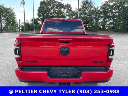 Used 2024 RAM 2500 Big Horn w/ Night Edition AWD/4WD image 6