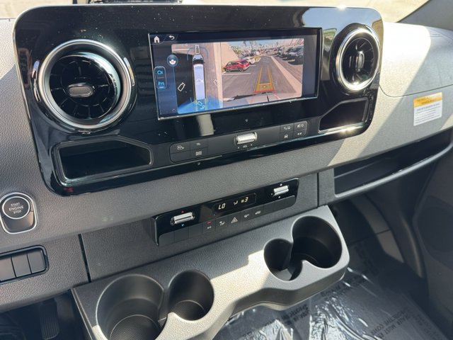 New 2026 Mercedes-Benz Sprinter 2500 image 10