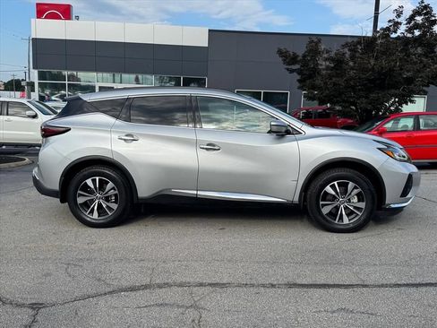 Certified 2024 Nissan Murano SV FWD image 2