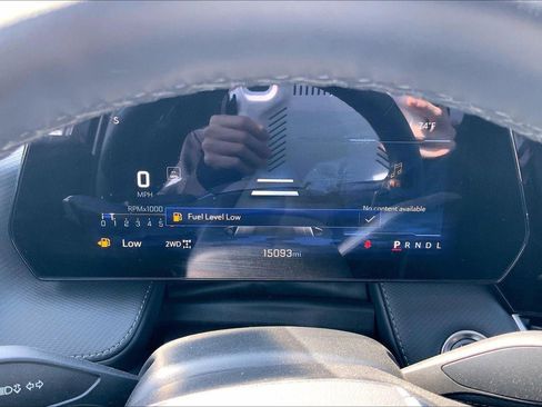 Used 2025 Chevrolet Equinox LT image 19