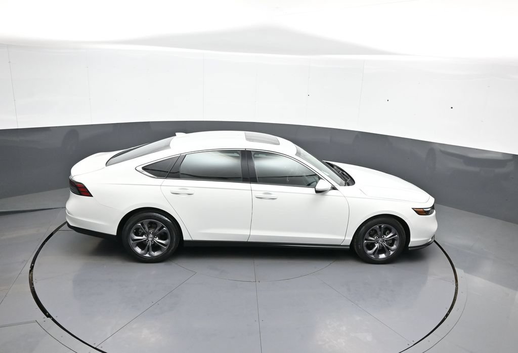 Certified 2023 Honda Accord EX image 36
