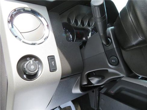 Used 2014 Ford F350 Lariat w/ Lariat Ultimate Package AWD/4WD image 12
