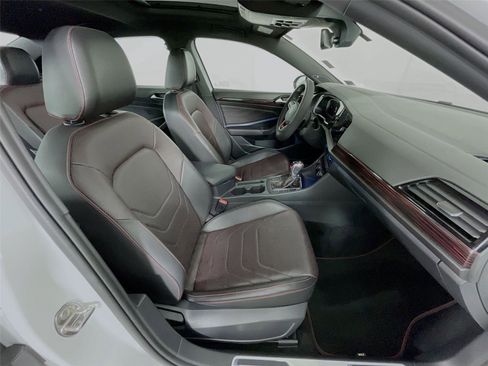 Used 2022 Volkswagen Jetta GLI Autobahn image 31