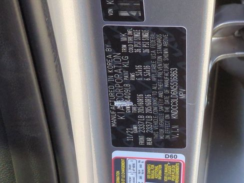 Certified 2022 Kia Niro EX Premium image 30