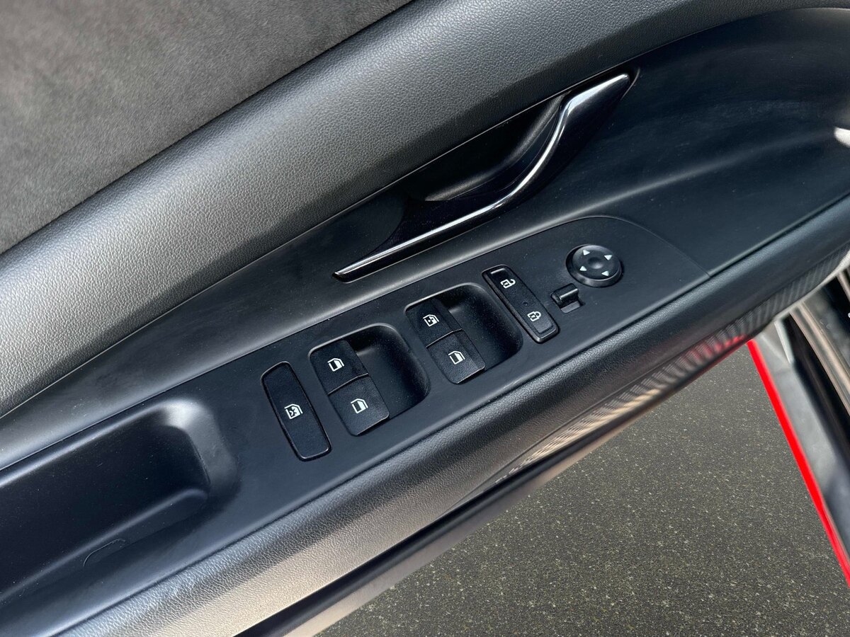 Used 2023 Hyundai Elantra N FWD image 15