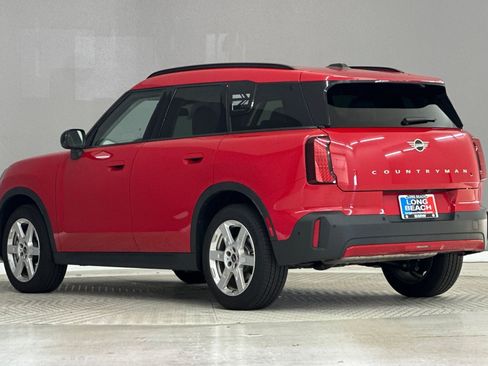 Used 2025 MINI Cooper Countryman S w/ Comfort Package Max AWD/4WD image 3