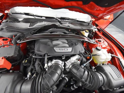 Used 2024 Ford Mustang GT Premium image 7