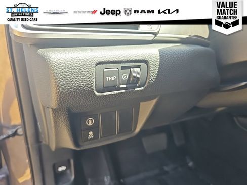Used 2018 Honda Accord EX image 25
