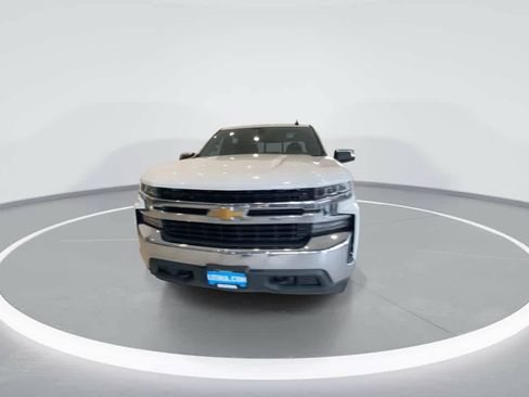 Used 2020 Chevrolet Silverado 1500 LT w/ Convenience Package AWD/4WD image 3
