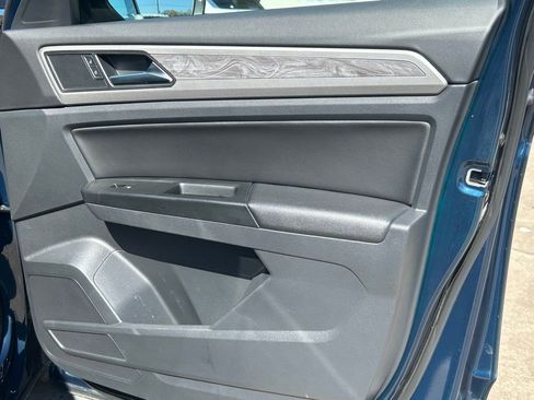 Used 2020 Volkswagen Atlas Cross Sport SE w/ Towing Package image 45