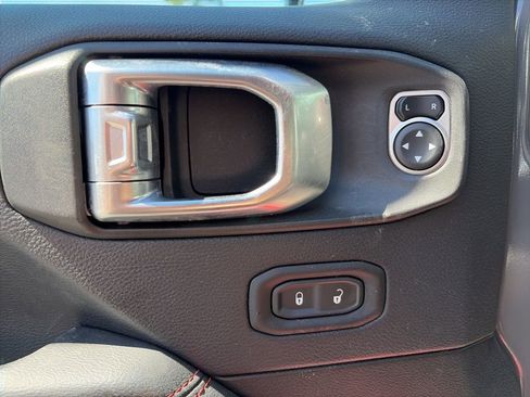 Used 2019 Jeep Wrangler Unlimited Rubicon image 14