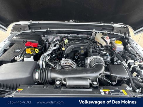 Used 2024 Jeep Wrangler Sport S image 9