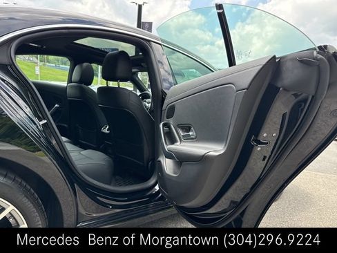 Used 2025 Mercedes-Benz CLA 250 4MATIC image 24