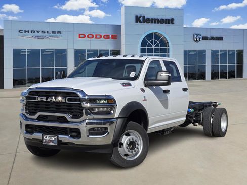 New 2026 RAM 5500 Tradesman w/ Chrome Appearance Group image 1